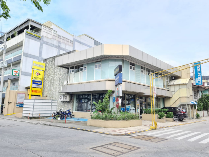 Roadstar Makati main branch storefront